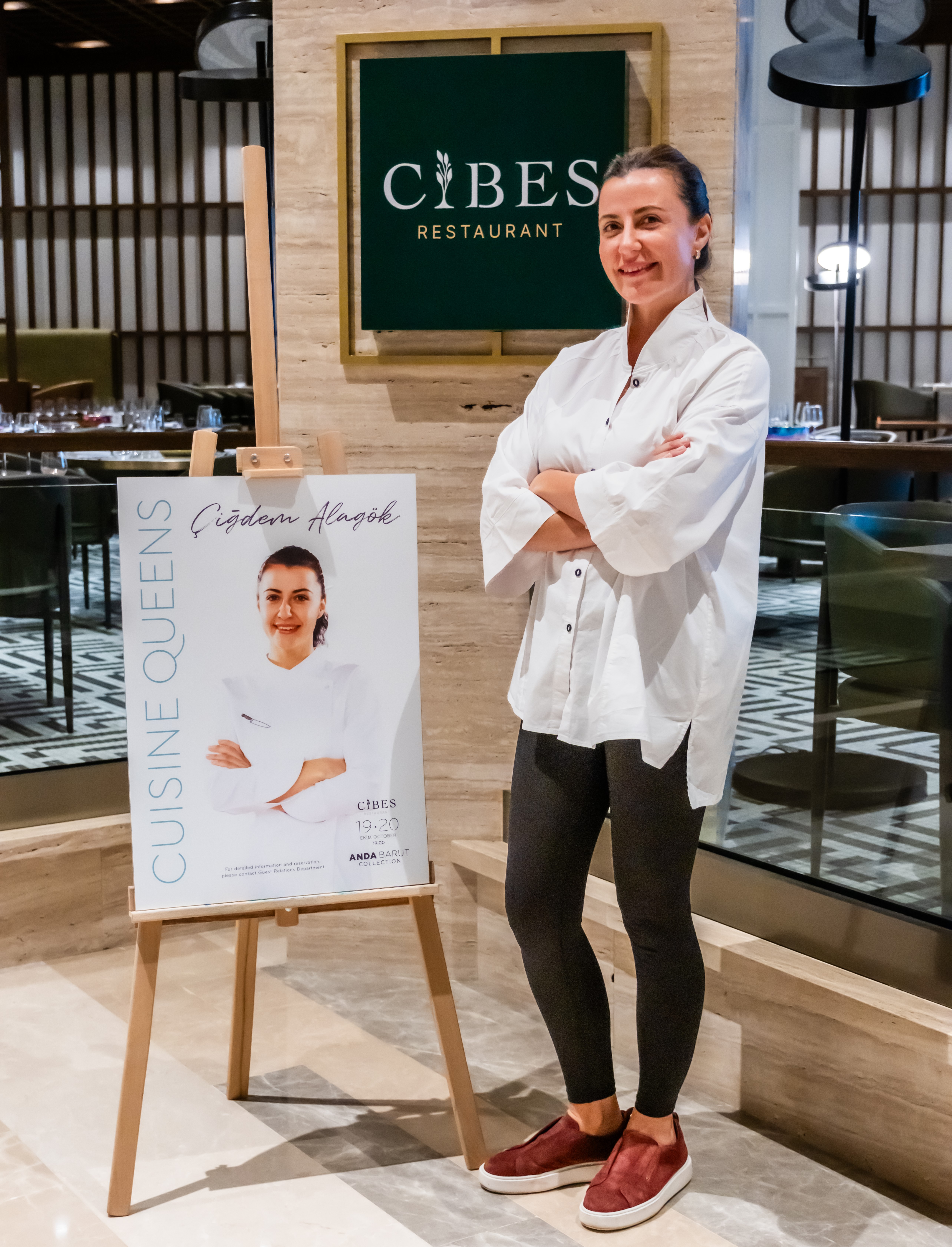 1731091861973 cigdem alagok de cuisine queens etkinliklerinde dunyanin dort yanindan konuklara ozel lezzetlerini sundu